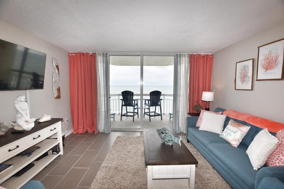 0704 Waters Edge Resort condo Apartment in Garden City