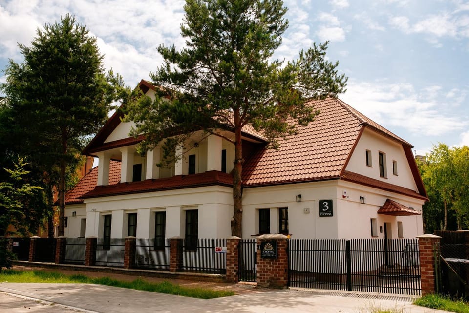 Property building, Day