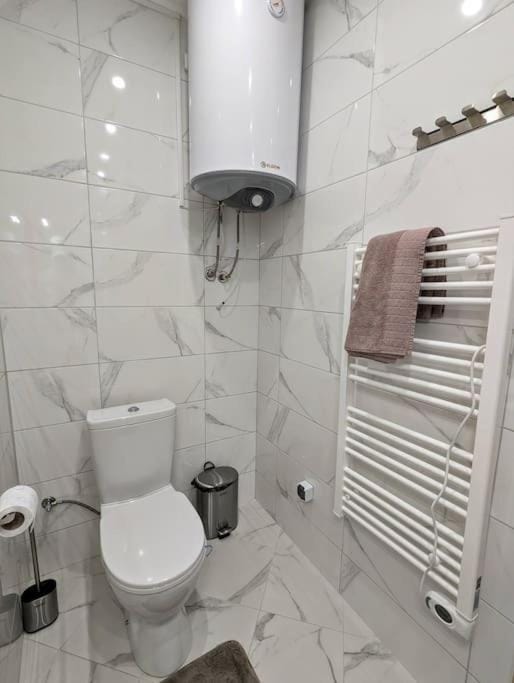 2BDRM Peaceful Escape with Free Parking Apartment in Veliko Tarnovo