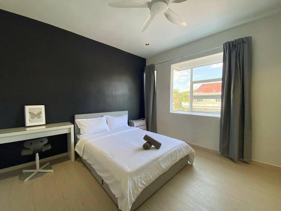 IKEA Modernism House 10Pax`Near Icon City House in Penang