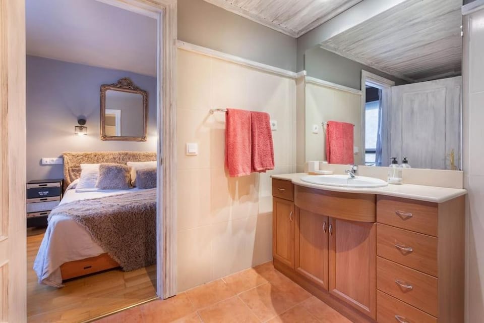 Bathroom, Bath