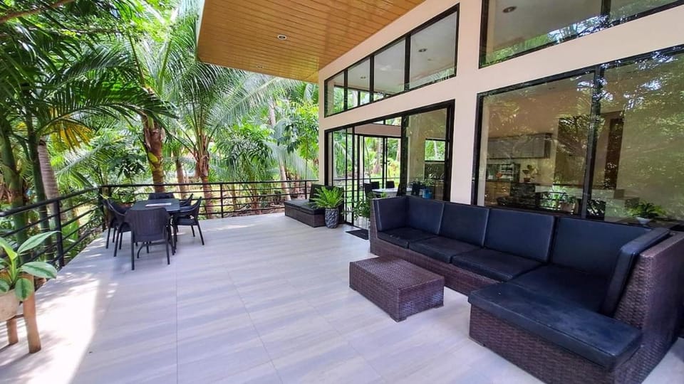Balcony/Terrace, Seating area