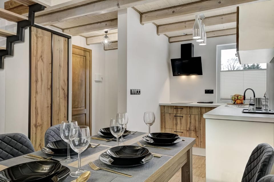 Kitchen or kitchenette, Living room, Dining area, pet friendly, stove