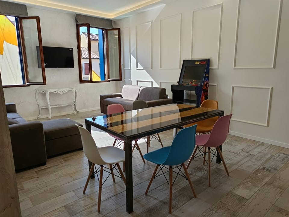 TV and multimedia, Living room