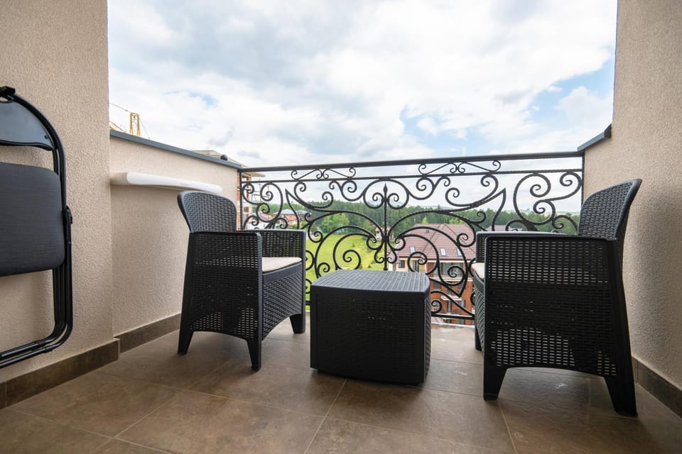 Day, View (from property/room), Balcony/Terrace, Seating area