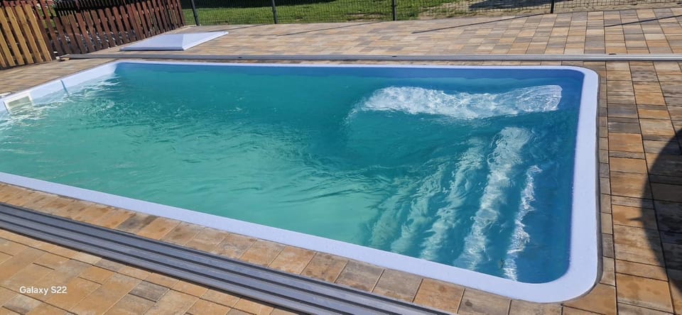 Day, Natural landscape, Pool view, Swimming pool, Swimming pool