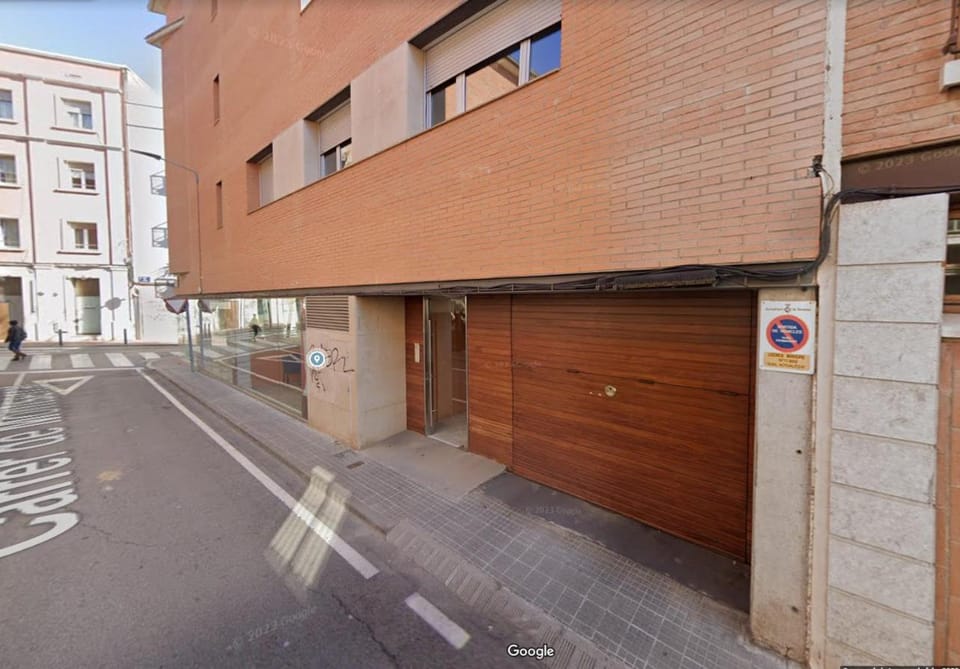Property building, Off site, Street view, Location