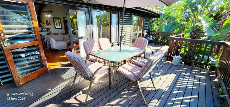 Patio, Day, Garden, View (from property/room), Balcony/Terrace, Seating area, Garden view, Sea view