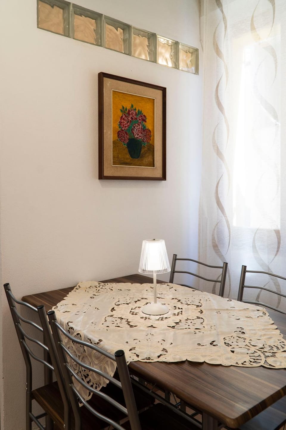 Decorative detail, Dining area