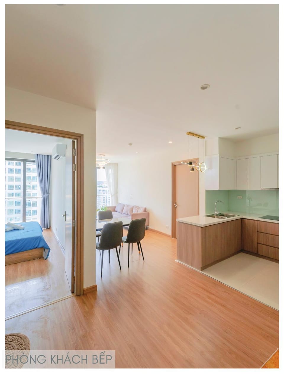 Kitchen or kitchenette, Living room, Photo of the whole room, Seating area, Dining area