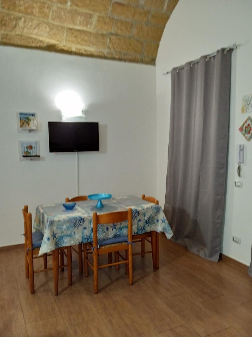 TV and multimedia, Dining area