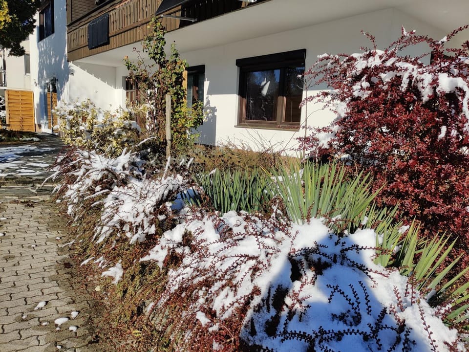 Wellness- HotTub & Sauna- Pet Friendly- Hiking Apartment in Klagenfurt