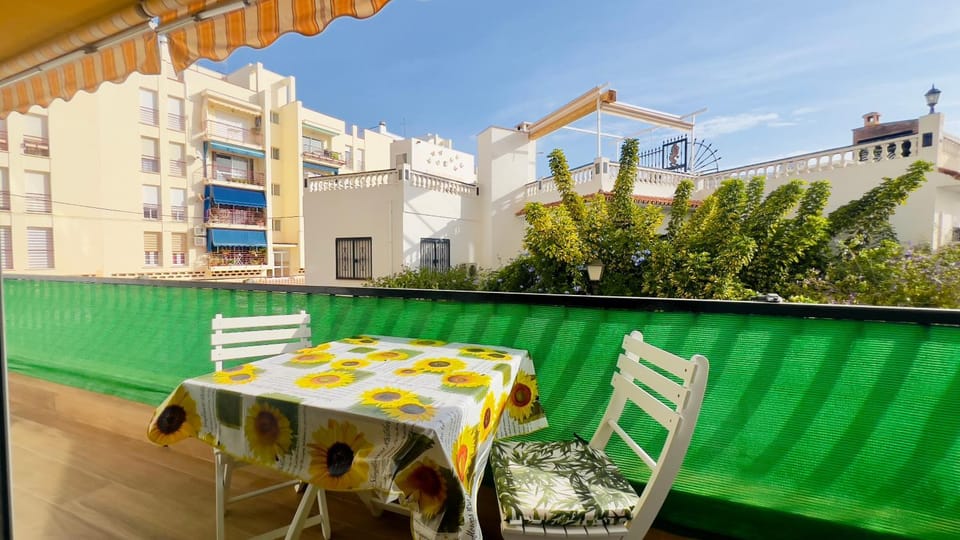 Day, Balcony/Terrace, Dining area