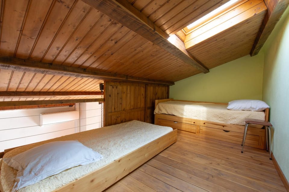 Property building, Living room, Bedroom