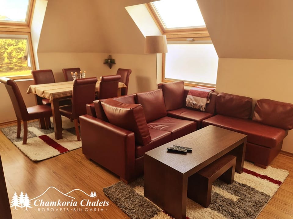 Communal lounge/ TV room, Living room