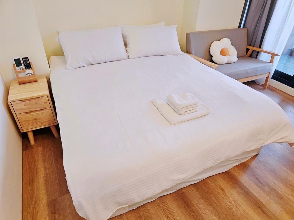 花旅民宿-電梯獨立衛浴 Vacation rental in Kaohsiung