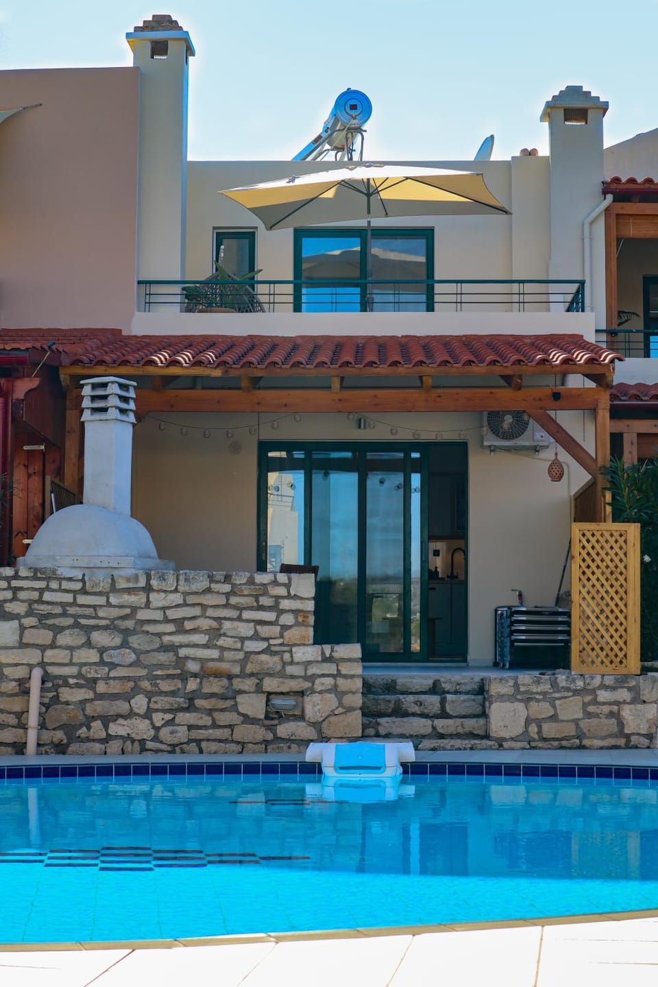Property building, Pool view, Swimming pool