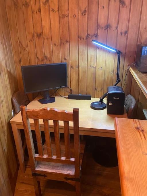 Bar Lodge Apartment in Amber Valley