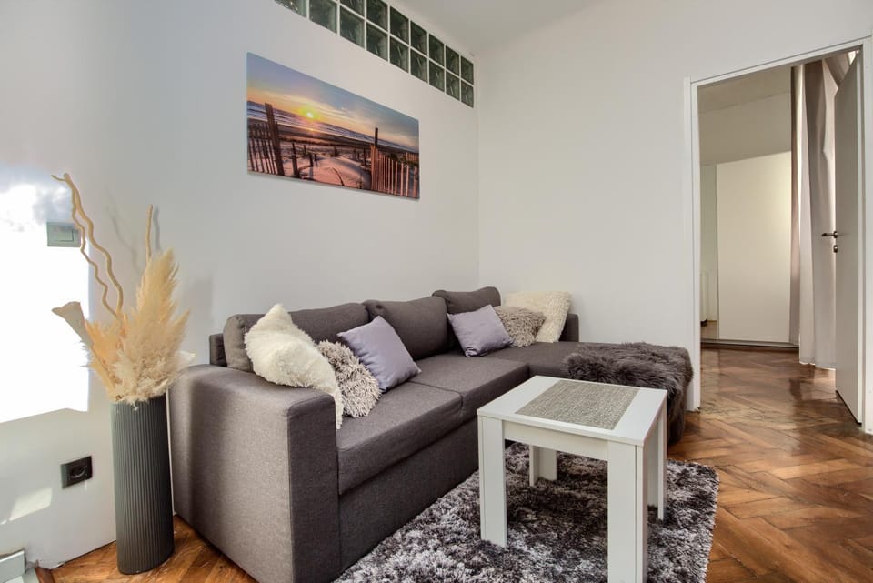 Apartman Forum Apartment in Pula