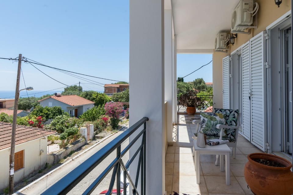 Day, Natural landscape, View (from property/room), Balcony/Terrace, Sea view