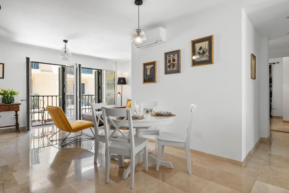 Other, Dining area