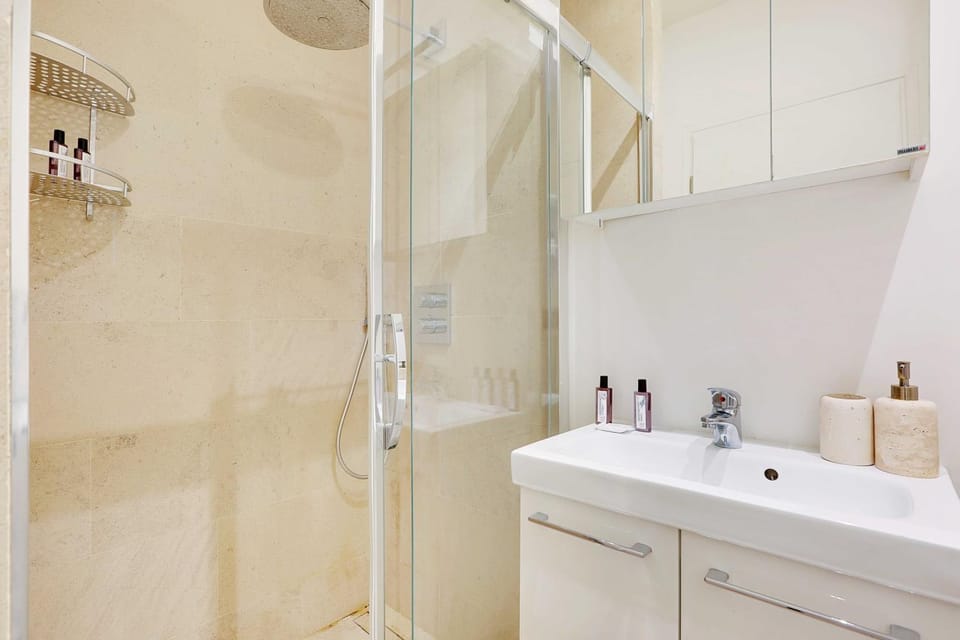 Cosy & chic studio - 2P - Levallois Apartment in Levallois-Perret