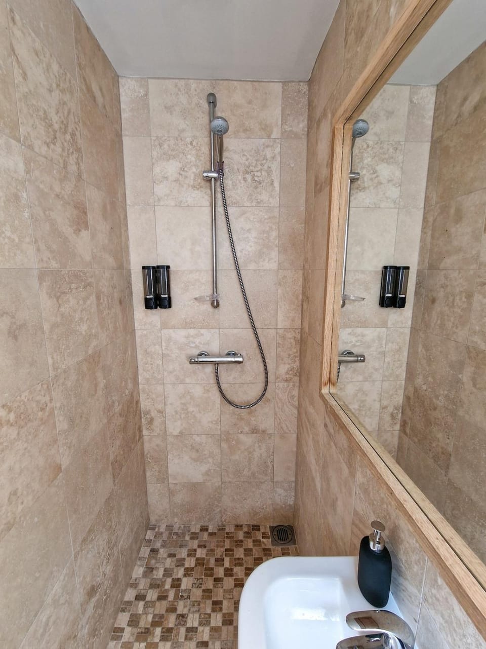 3 Bed Piccadilly Duplex City Centre House in Manchester