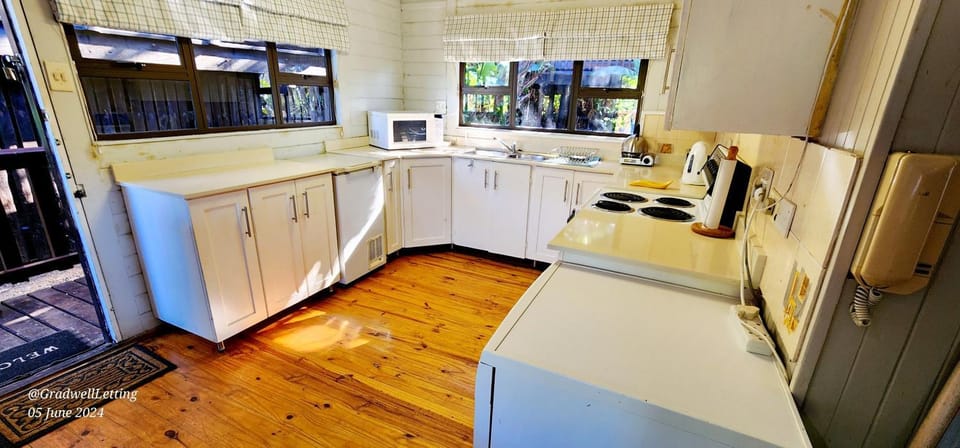 Kitchen or kitchenette, oven, stove