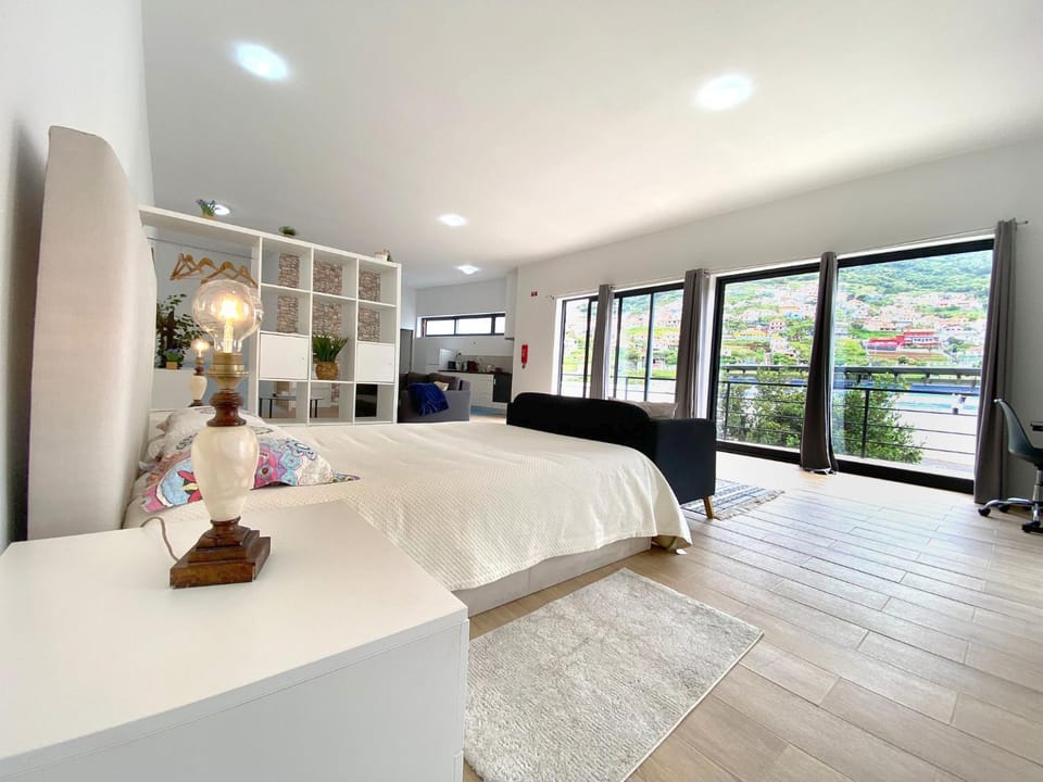 Machico flat center near beach w parking Villa in Madeira District