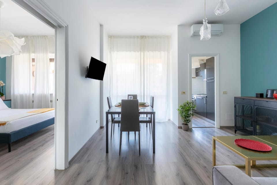 Bed, Living room, Dining area