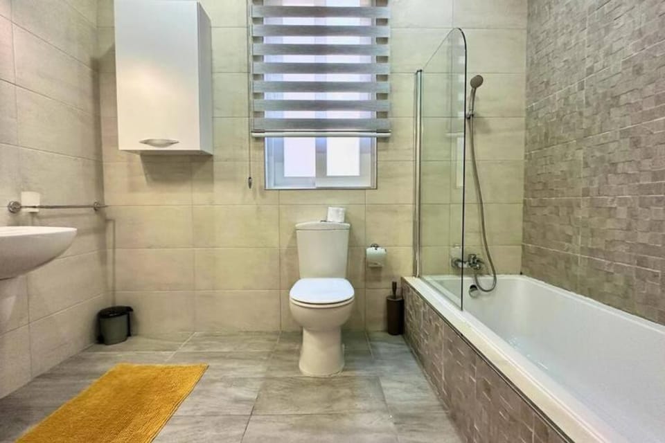 Modern family retreat in St Julians Apartment in Saint Julians