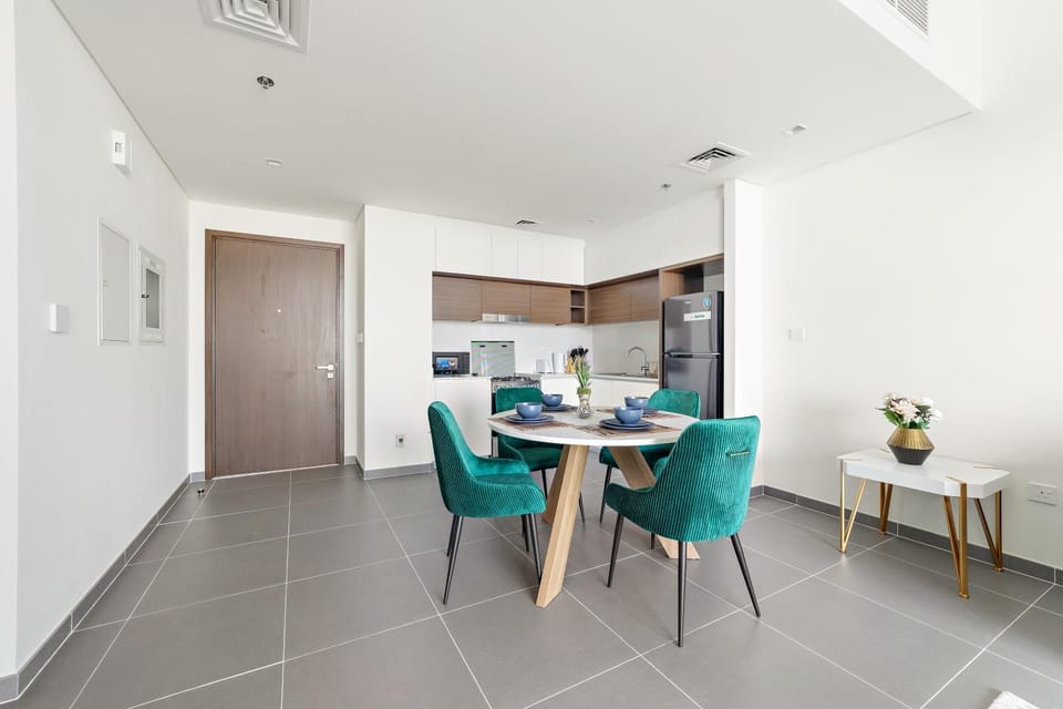 Elegant 1 Bedroom in Creek Edge Apartment in Dubai