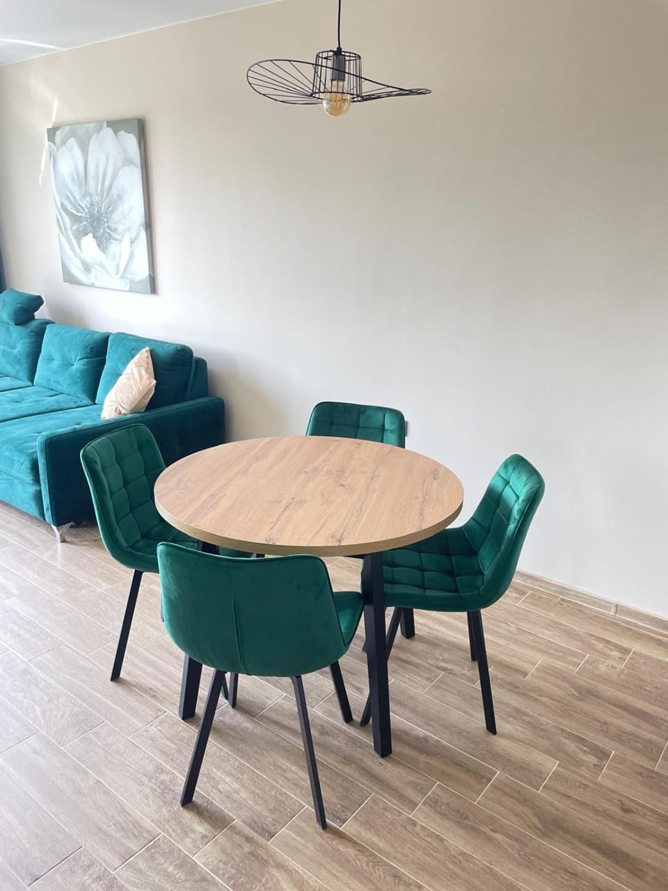 Modern 1BR Apart FREE Parking with Hill View Apartment in Plovdiv