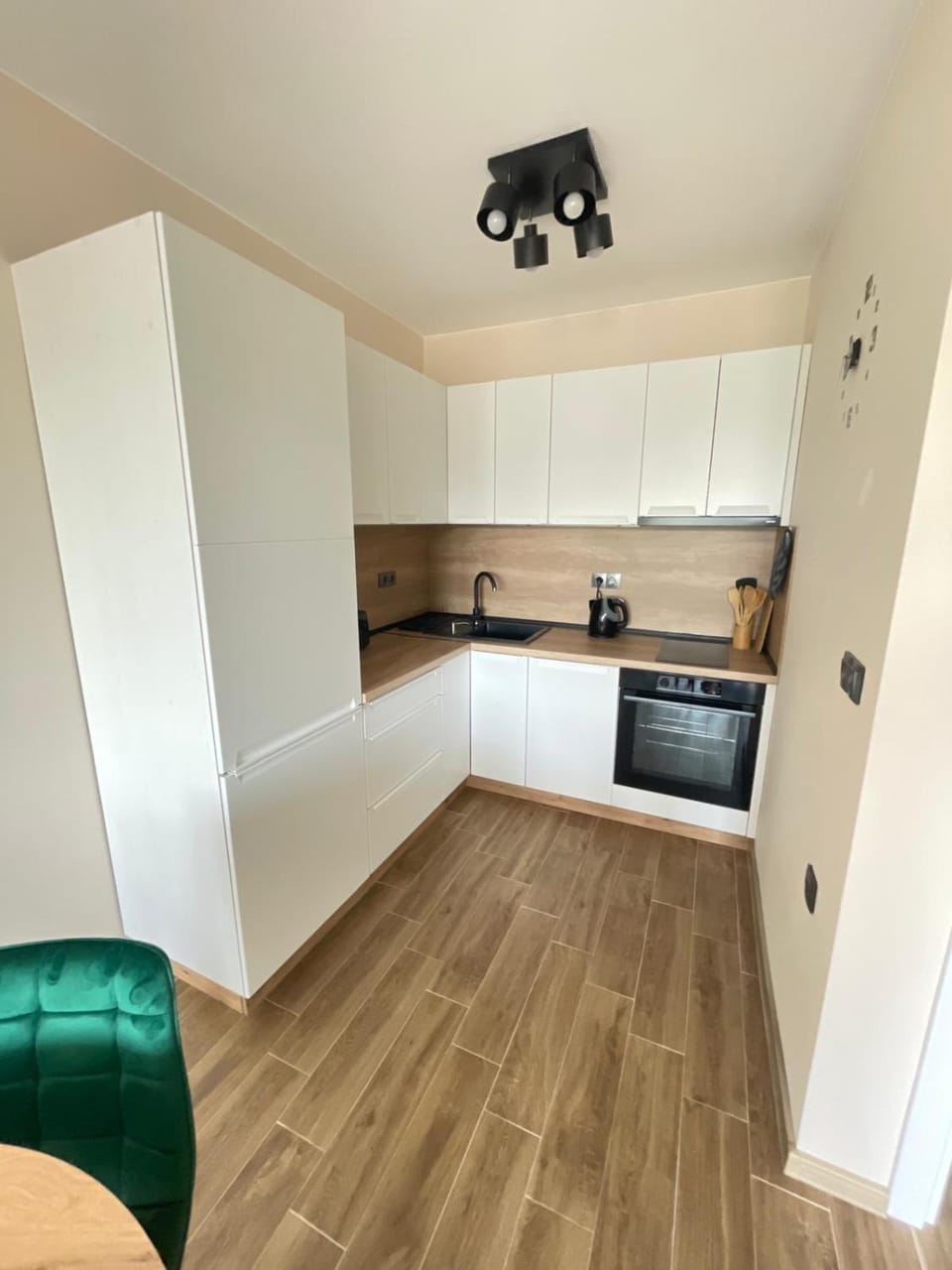 Modern 1BR Apart FREE Parking with Hill View Apartment in Plovdiv