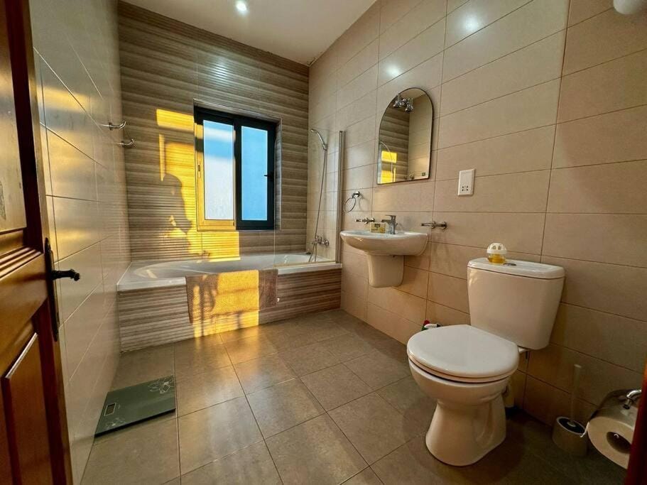 Lovely Penthouse off the Marina Apartment in Malta