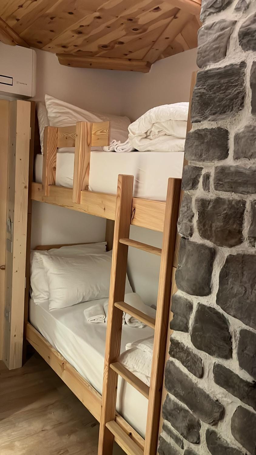 bunk bed