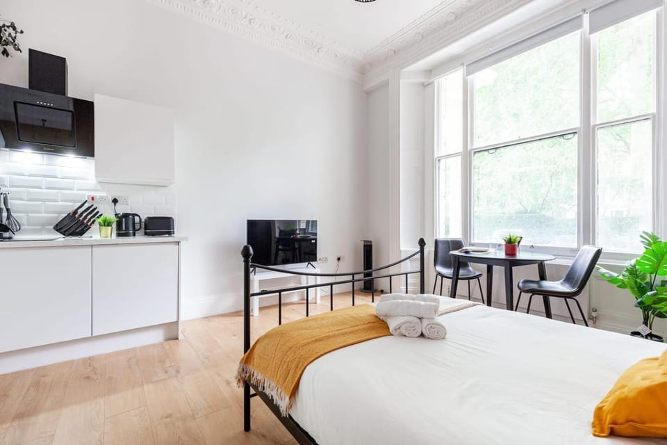 Notting Hill Hideaway - 4 Apartment in City of Westminster