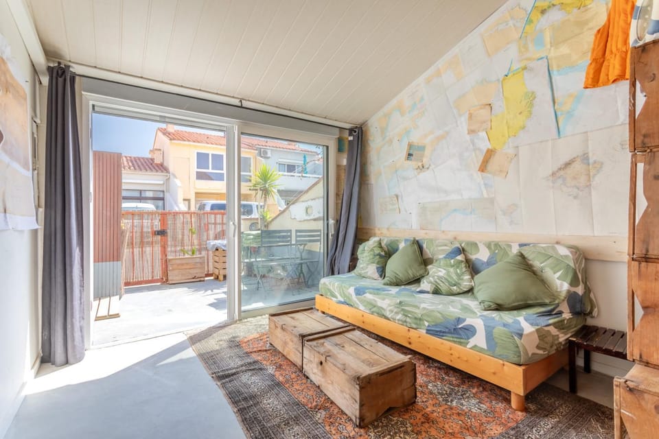 Property building, Living room, Bedroom