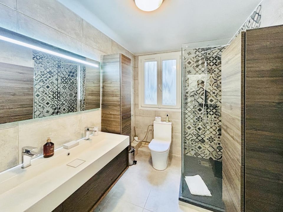 Luxury Apartment Paris Saint-Honoré - Rentaway BnB Apartment in Paris
