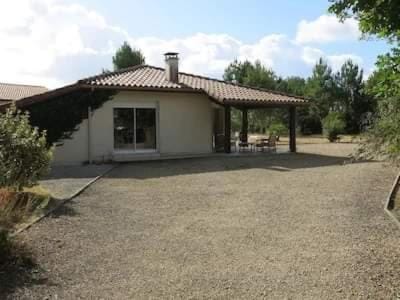 Property building, Day, Garden