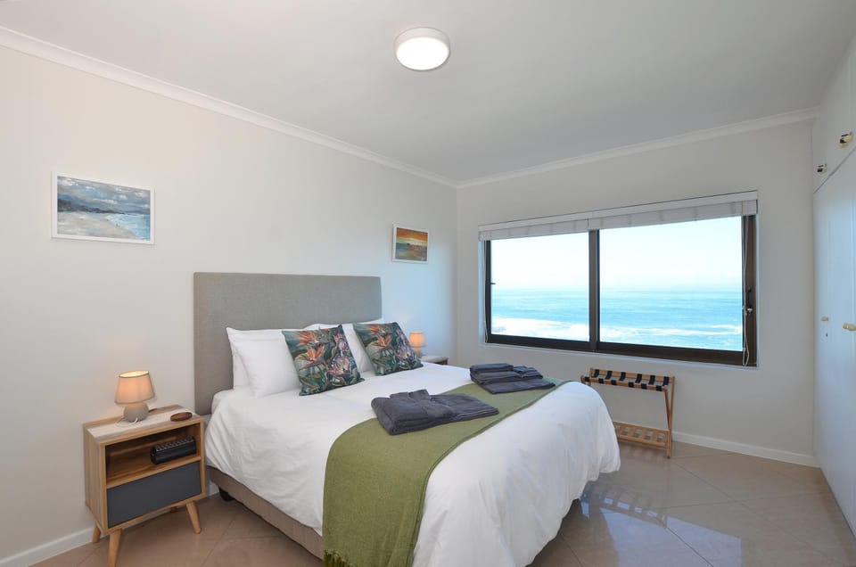 Bed, Sea view