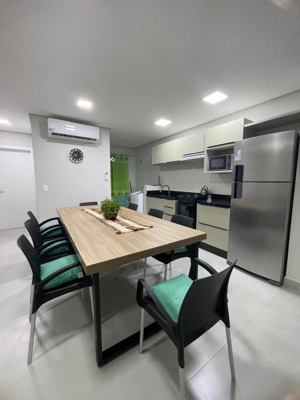 Kitchen or kitchenette, Communal kitchen, kitchen
