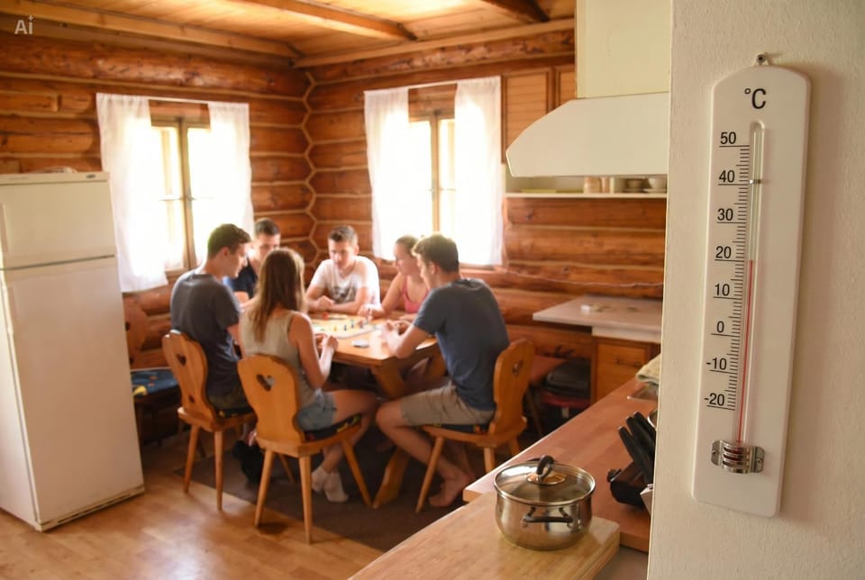 Summer, Kitchen or kitchenette, Dining area