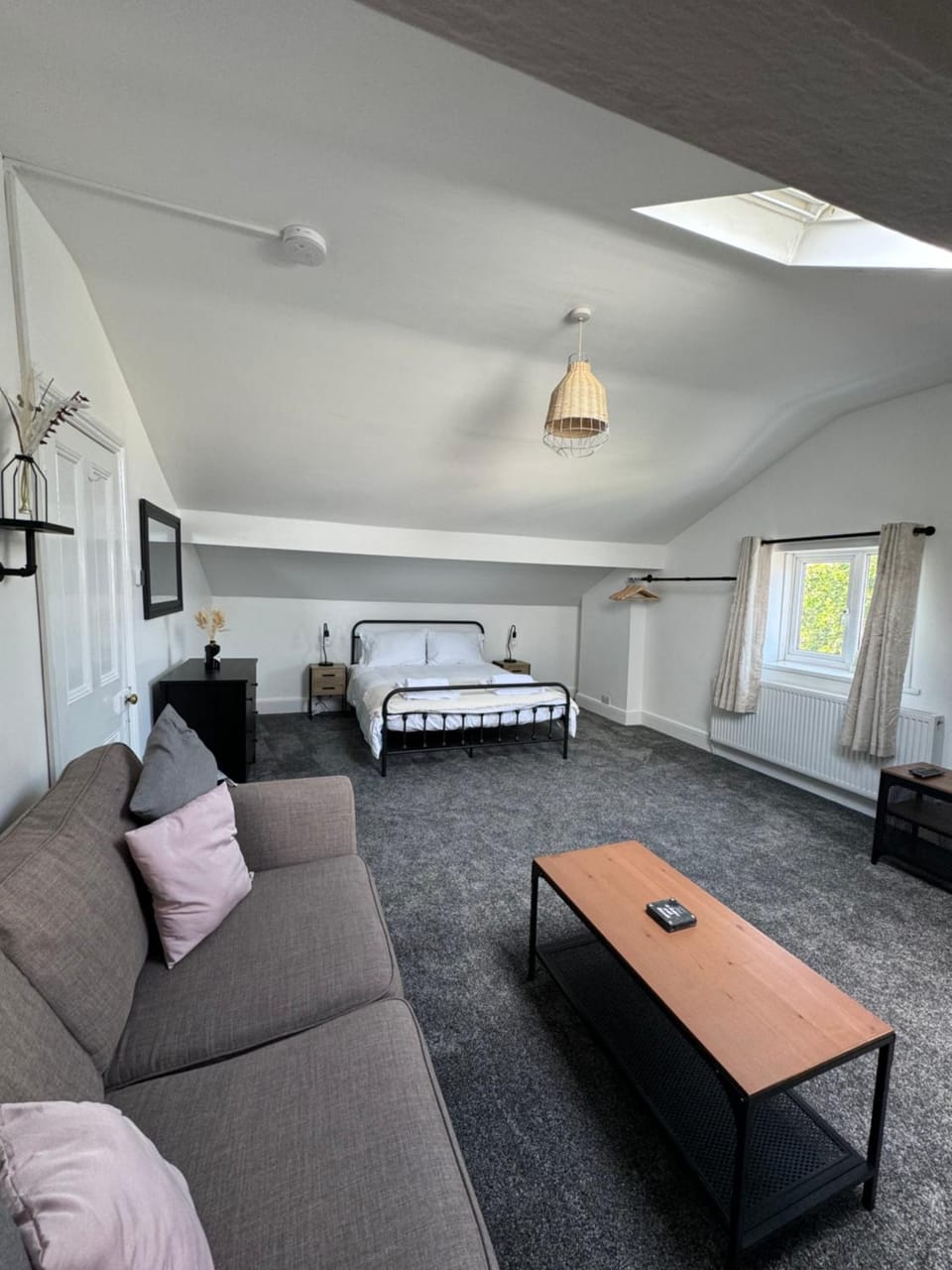 Photo of the whole room