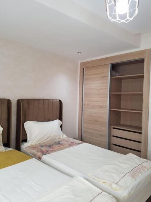 Le Royal un appartement Luxueux Apartment in Tangier