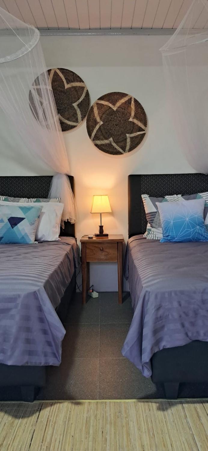 Rumah Casablanca Bed and Breakfast in Batu Layar