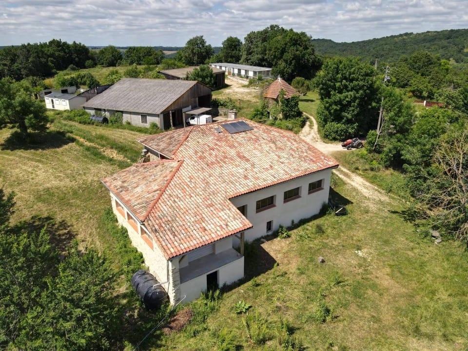 Property building, Natural landscape, Bird's eye view, Mountain view