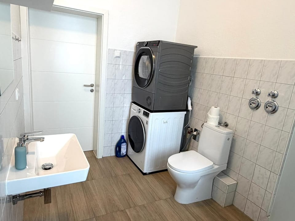 Toilet, Bathroom, washing machine, dryer