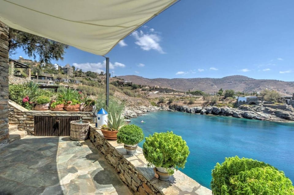 Property building, Nearby landmark, Day, Natural landscape, View (from property/room), Balcony/Terrace, Sea view