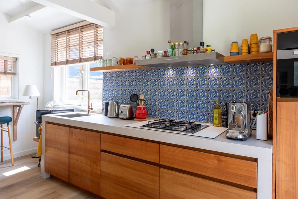 Kitchen or kitchenette, kitchen